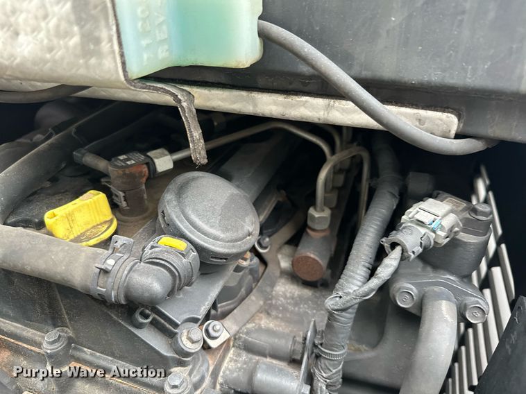 image for item MQ9475 2014 Bobcat 5600  utility vehicle