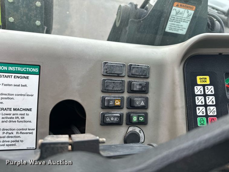 image for item MQ9475 2014 Bobcat 5600  utility vehicle