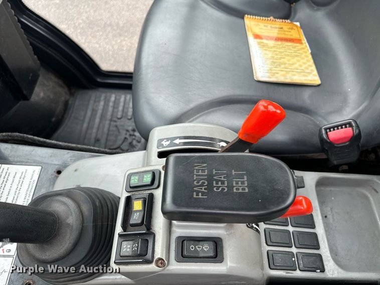 image for item MQ9475 2014 Bobcat 5600  utility vehicle