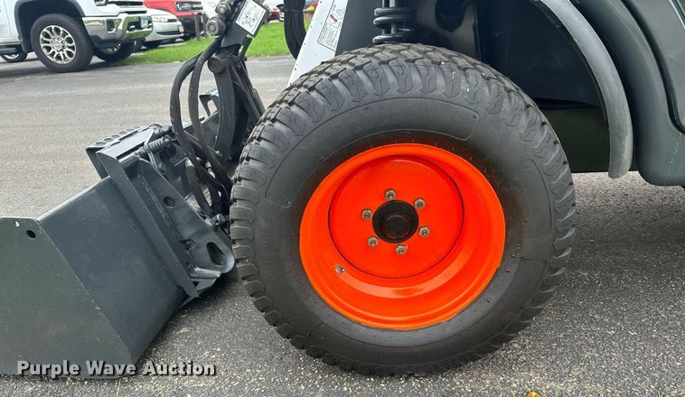 image for item MQ9475 2014 Bobcat 5600  utility vehicle