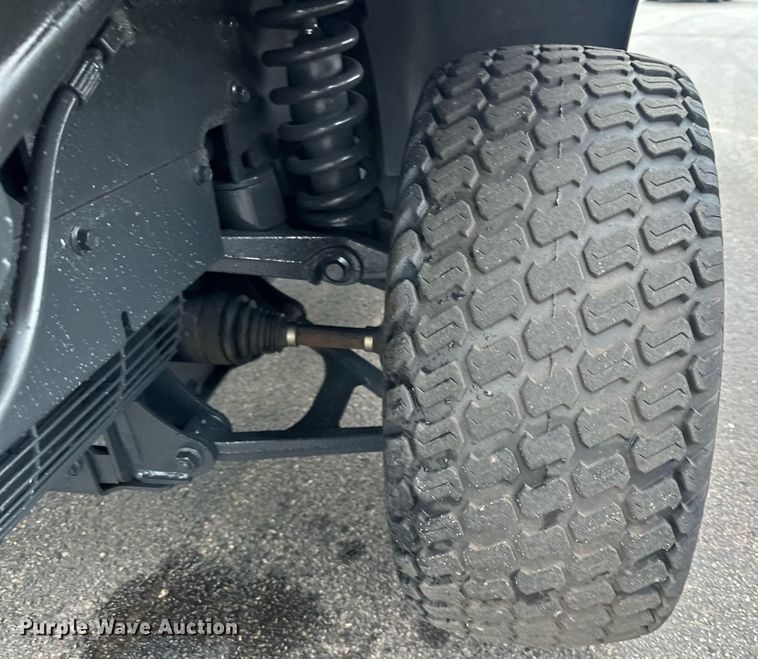 image for item MQ9475 2014 Bobcat 5600  utility vehicle