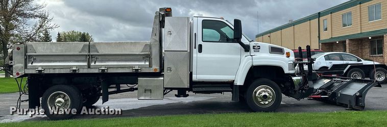 image for item MQ9477 2008 Chevrolet C5500  dump truck