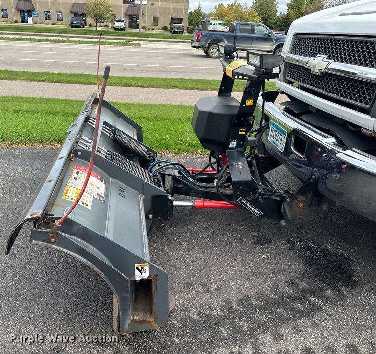 image for item MQ9477 2008 Chevrolet C5500  dump truck