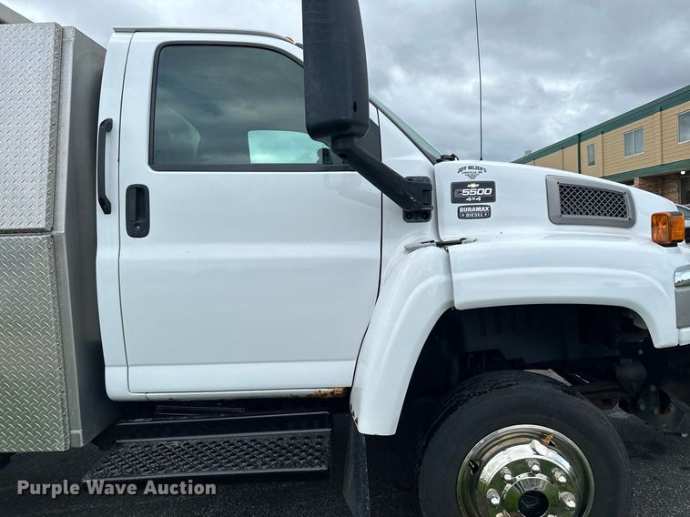 image for item MQ9477 2008 Chevrolet C5500  dump truck