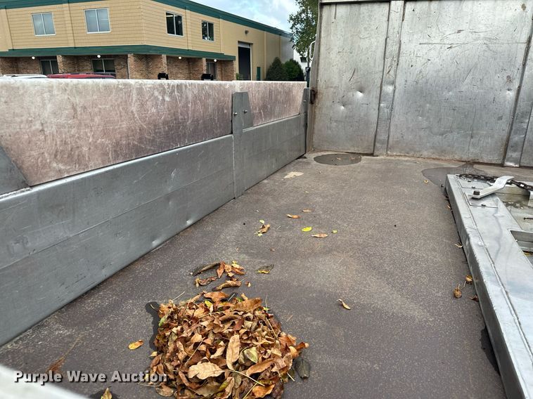 image for item MQ9477 2008 Chevrolet C5500  dump truck