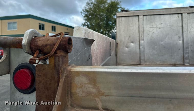 image for item MQ9477 2008 Chevrolet C5500  dump truck