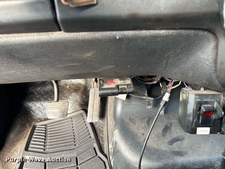 image for item MQ9477 2008 Chevrolet C5500  dump truck