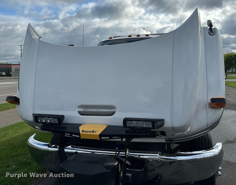 image for item MQ9477 2008 Chevrolet C5500  dump truck