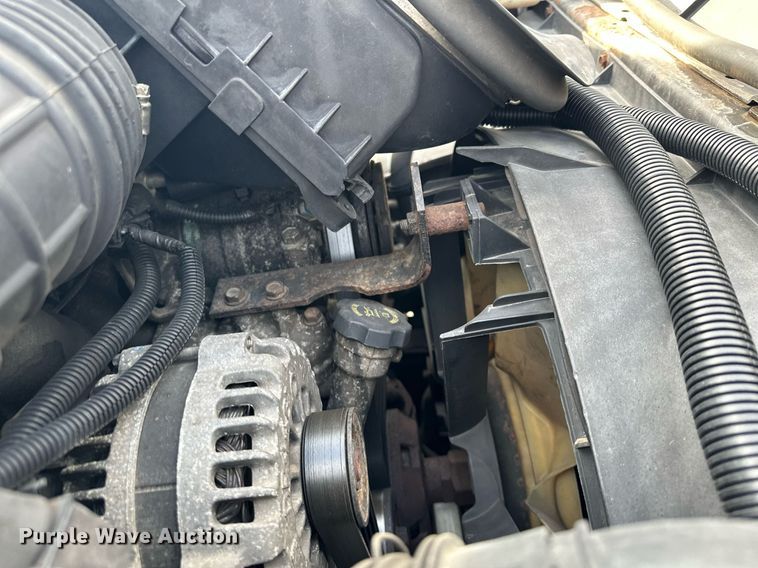 image for item MQ9477 2008 Chevrolet C5500  dump truck