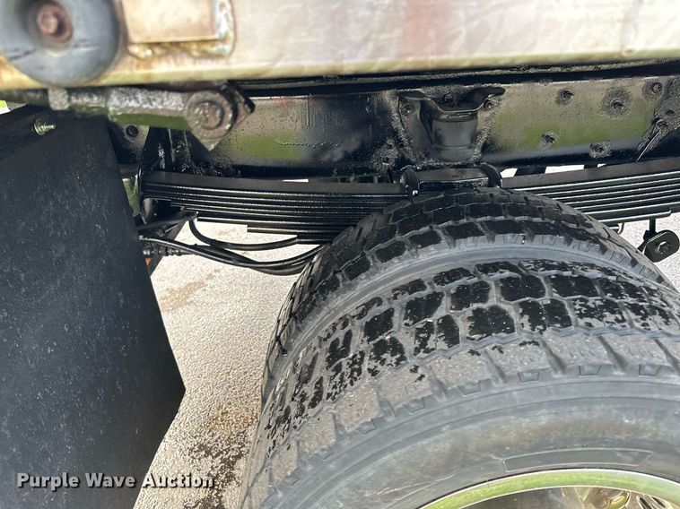 image for item MQ9477 2008 Chevrolet C5500  dump truck