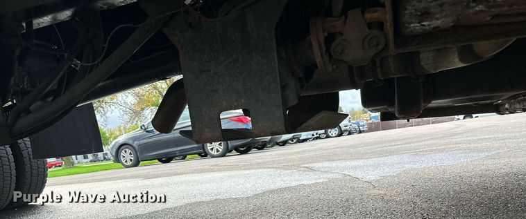 image for item MQ9477 2008 Chevrolet C5500  dump truck