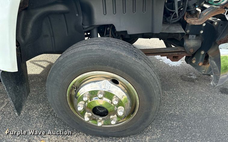 image for item MQ9477 2008 Chevrolet C5500  dump truck