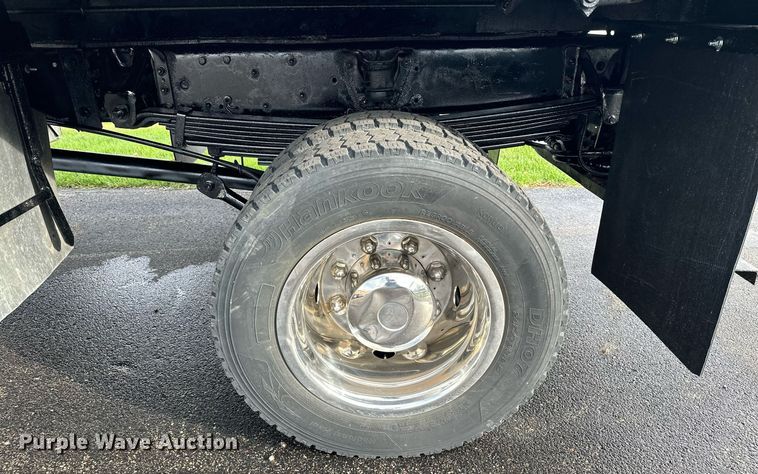 image for item MQ9477 2008 Chevrolet C5500  dump truck