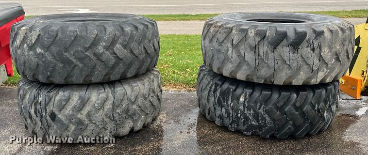 image for item MQ9479 (4) Bridgestone V-Steel Ultra Traction 20.5R25 tires