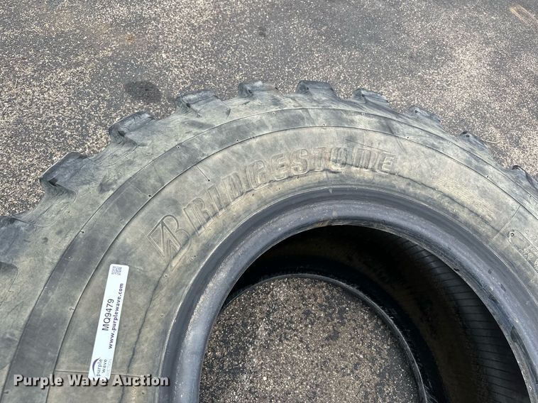 image for item MQ9479 (4) Bridgestone V-Steel Ultra Traction 20.5R25 tires