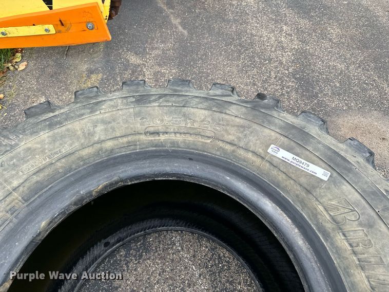 image for item MQ9479 (4) Bridgestone V-Steel Ultra Traction 20.5R25 tires