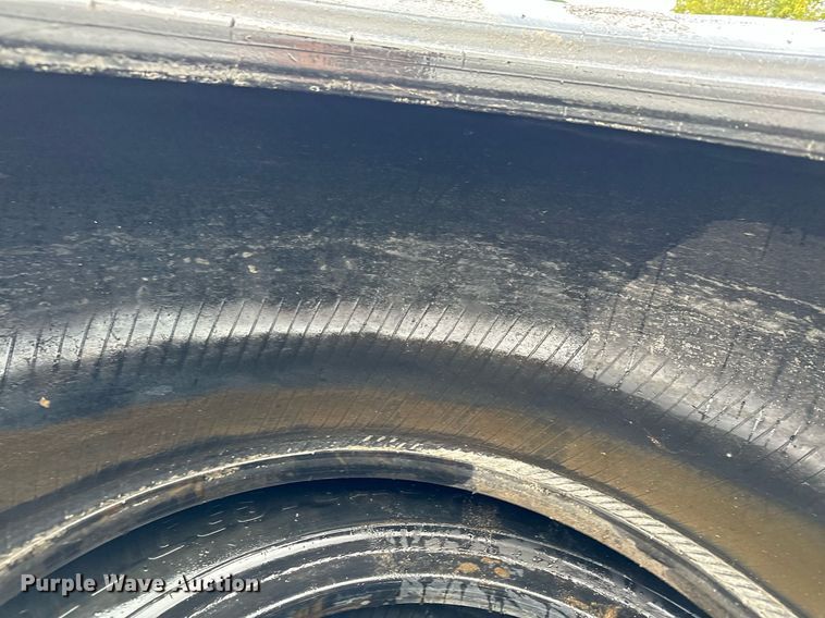 image for item MQ9479 (4) Bridgestone V-Steel Ultra Traction 20.5R25 tires