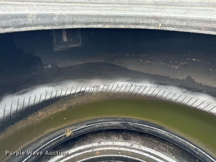 image for item MQ9479 (4) Bridgestone V-Steel Ultra Traction 20.5R25 tires