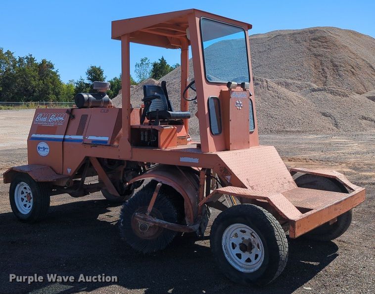 image for item MX9462 Broce RJ350  broom