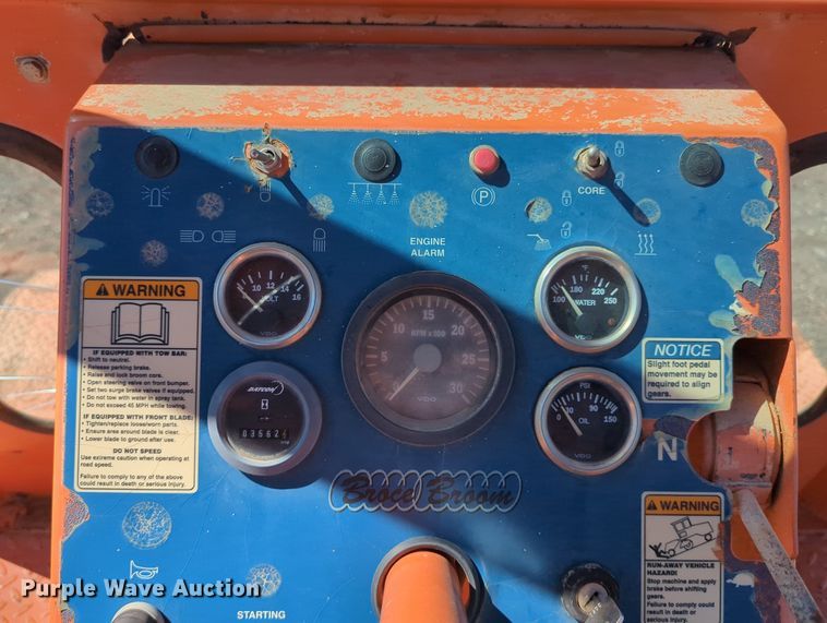 image for item MX9462 Broce RJ350  broom