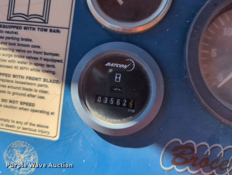 image for item MX9462 Broce RJ350  broom