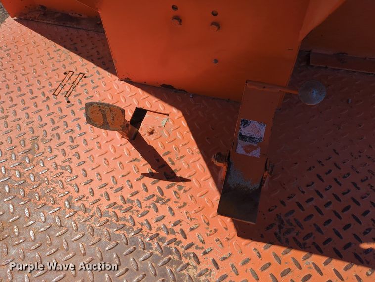 image for item MX9462 Broce RJ350  broom