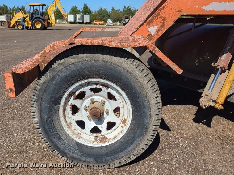 image for item MX9462 Broce RJ350  broom