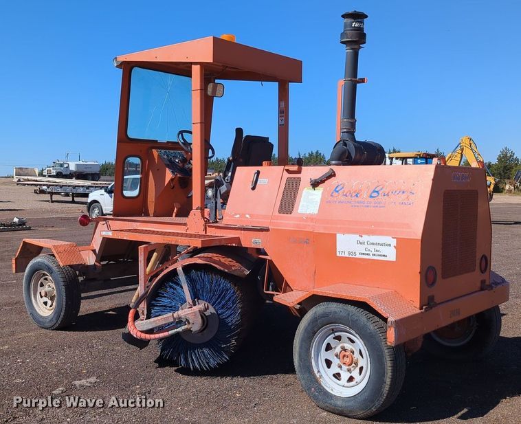 image for item MX9466 Broce KR350 broom