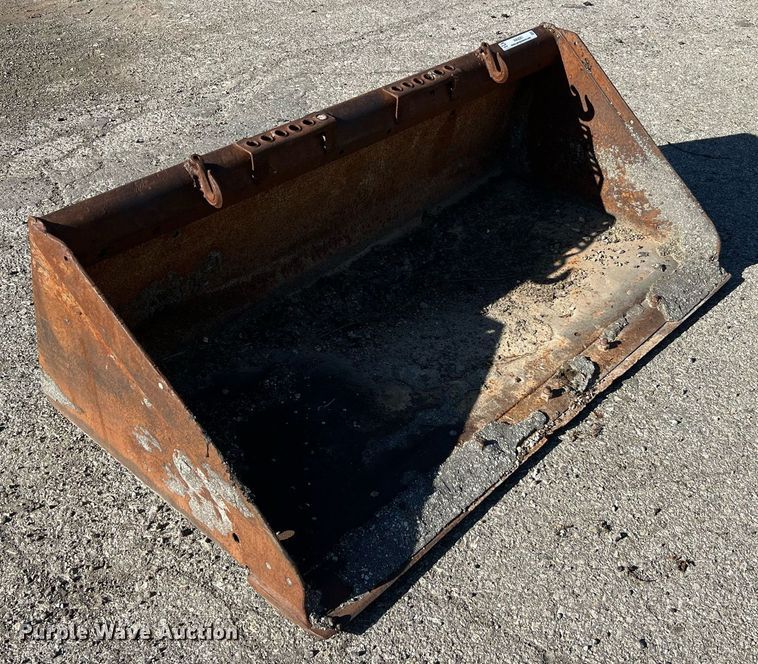 image for item NA9281 Bobcat skid steer bucket