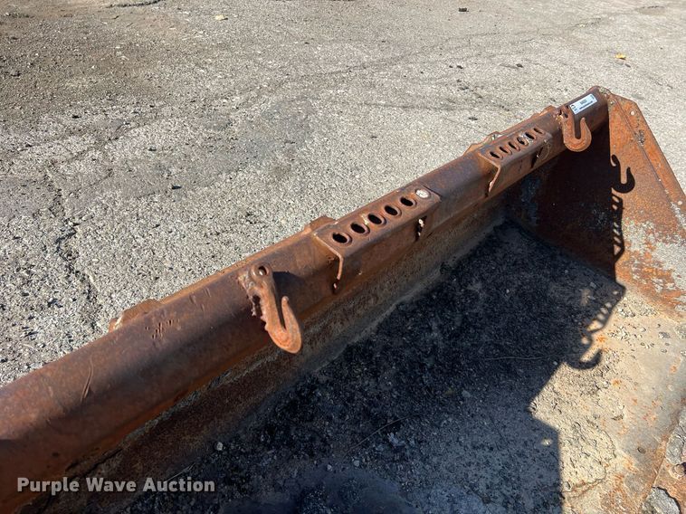 image for item NA9281 Bobcat skid steer bucket
