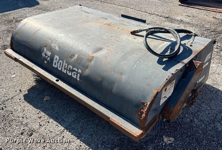 image for item NA9282 Bobcat skid steer broom