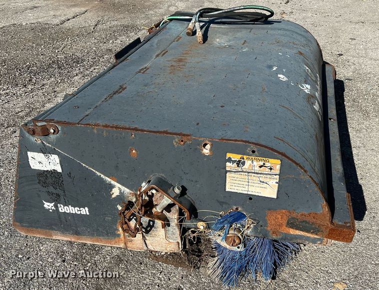 image for item NA9282 Bobcat skid steer broom