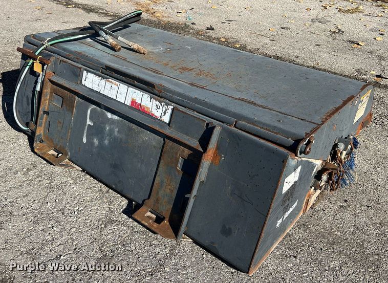 image for item NA9282 Bobcat skid steer broom
