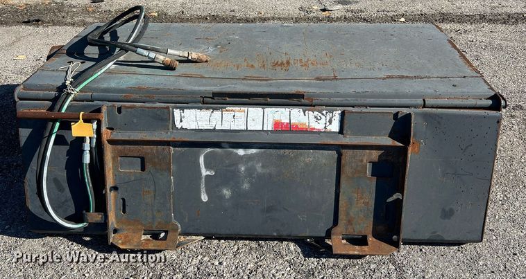 image for item NA9282 Bobcat skid steer broom