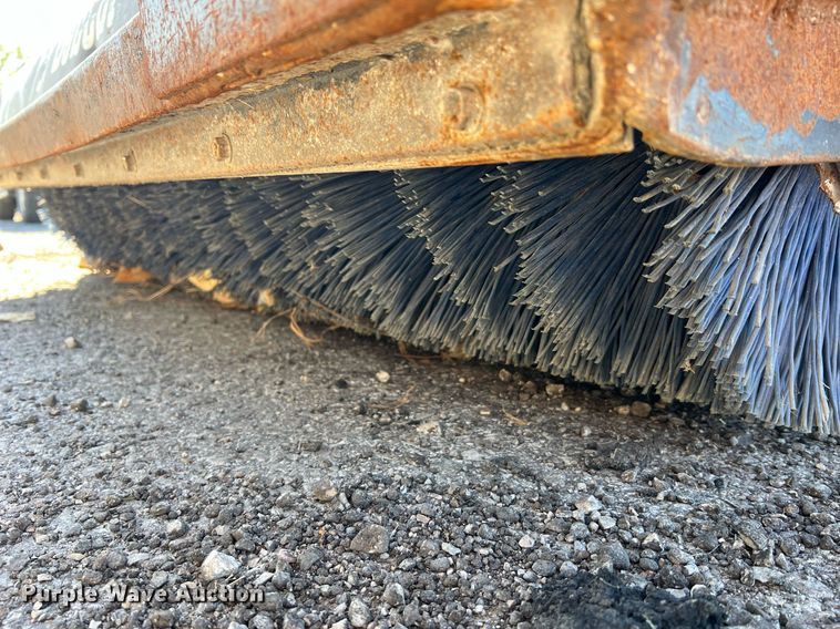 image for item NA9282 Bobcat skid steer broom