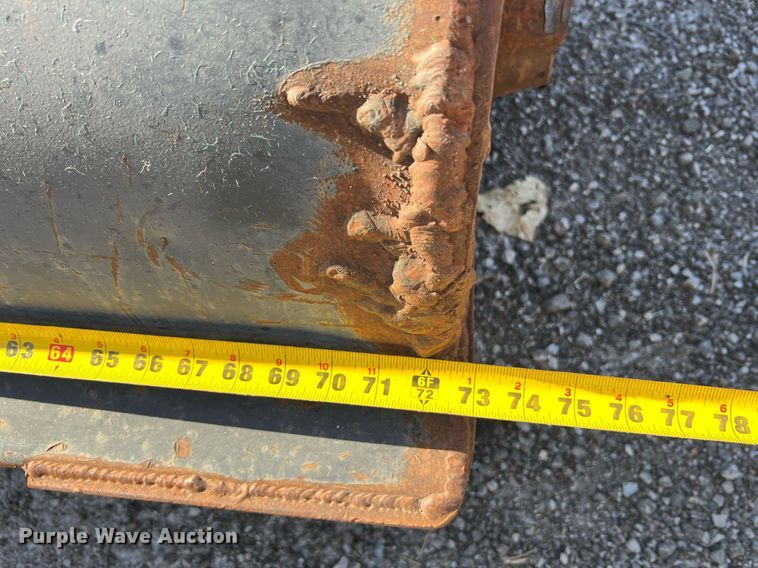 image for item NA9282 Bobcat skid steer broom