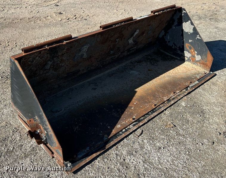 image for item NA9284 Skid steer bucket