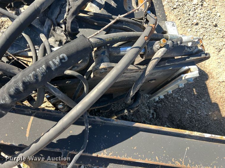 image for item NA9288 2006 Caterpillar PC205 skid steer cold planer