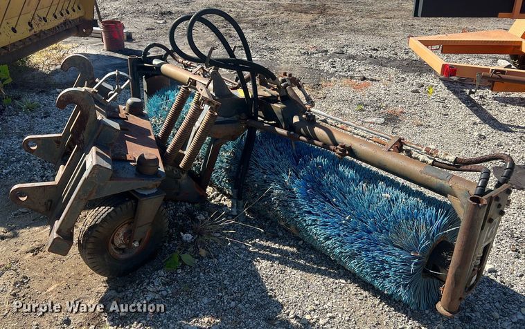 image for item NA9291 Fleco 5804F1 wheel loader broom 