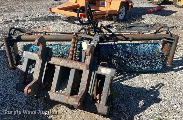 image for item NA9291 Fleco 5804F1 wheel loader broom 