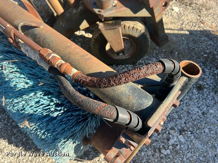 image for item NA9291 Fleco 5804F1 wheel loader broom 