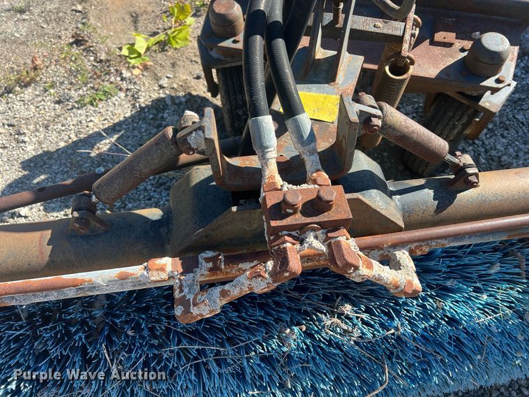 image for item NA9291 Fleco 5804F1 wheel loader broom 