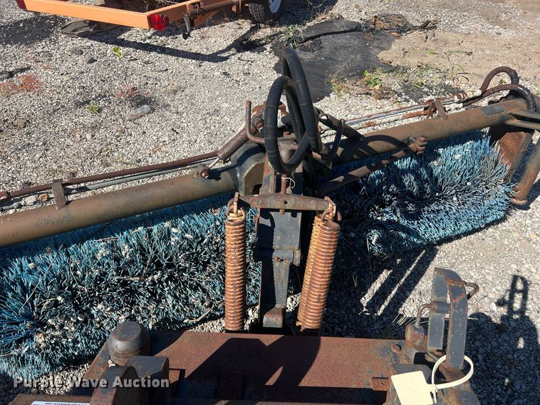 image for item NA9291 Fleco 5804F1 wheel loader broom 