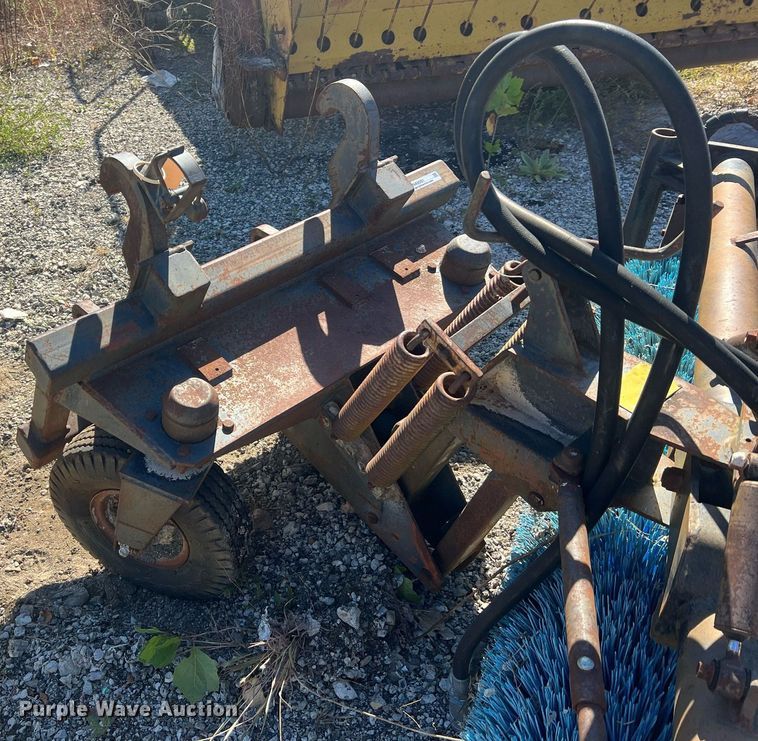 image for item NA9291 Fleco 5804F1 wheel loader broom 