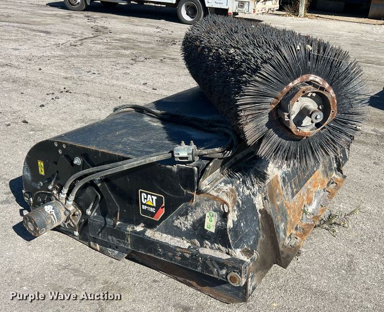 image for item NA9292 2014 Caterpillar BP118C skid steer broom