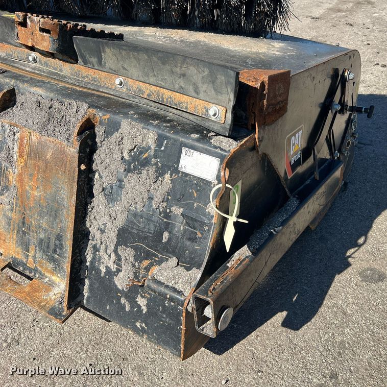 image for item NA9292 2014 Caterpillar BP118C skid steer broom