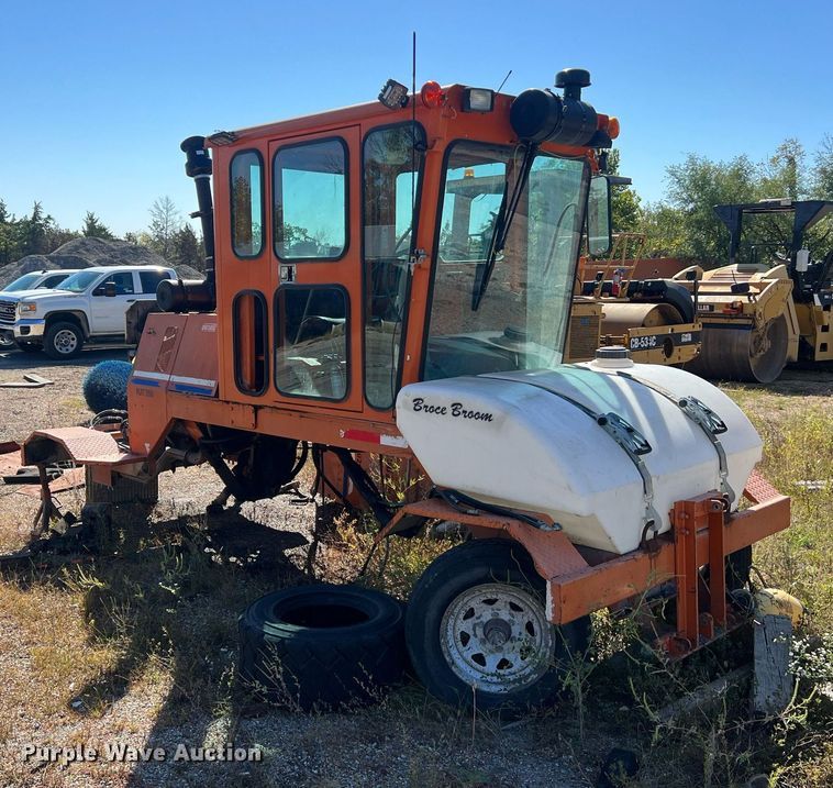 image for item NA9299 2012 Broce RJT350 broom