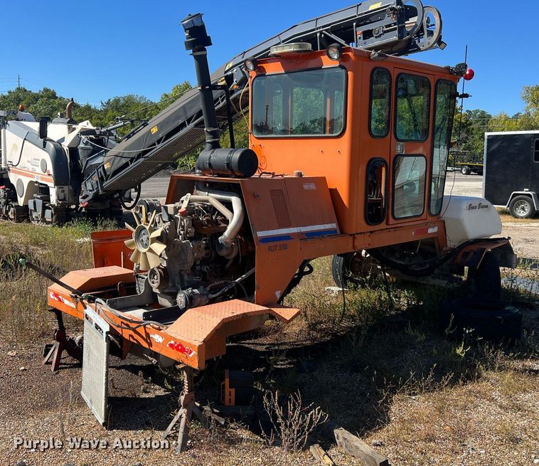 image for item NA9299 2012 Broce RJT350 broom