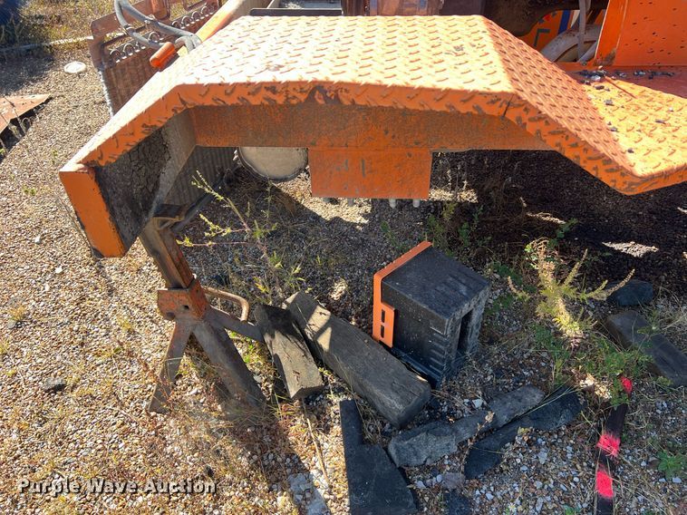 image for item NA9299 2012 Broce RJT350 broom