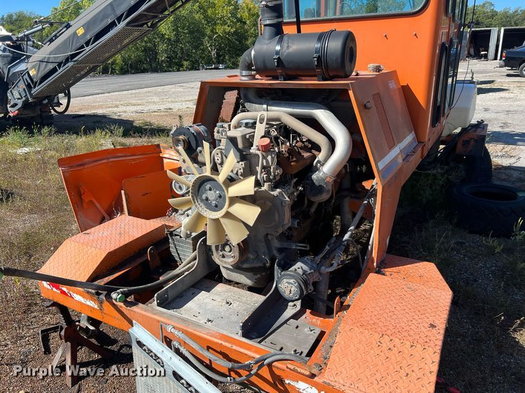 image for item NA9299 2012 Broce RJT350 broom